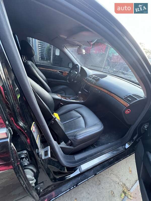 Седан Mercedes-Benz E-Class 2004 в Белой Церкви