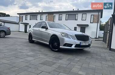 Седан Mercedes-Benz E-Class 2009 в 