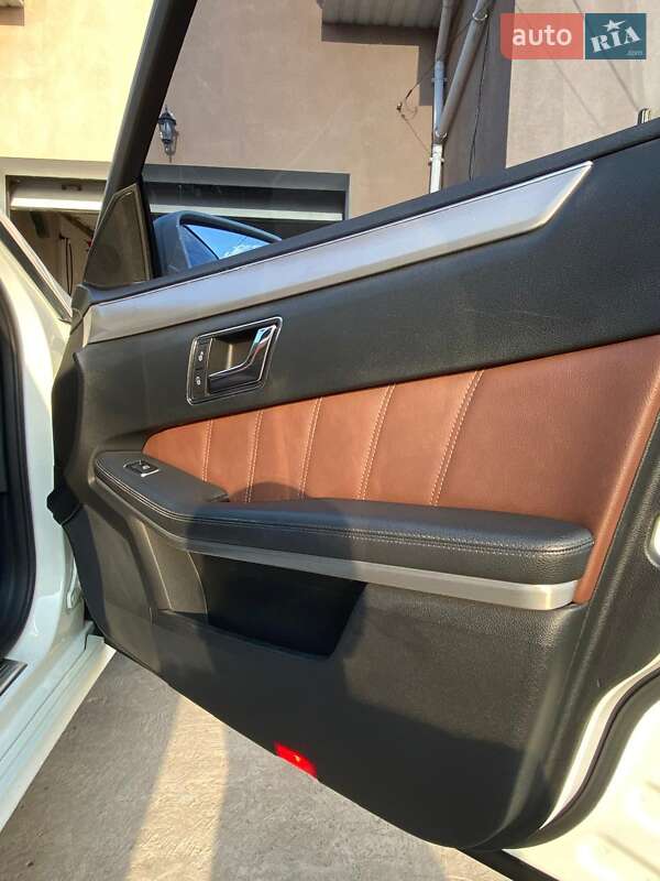 Універсал Mercedes-Benz E-Class 2010 в Южному