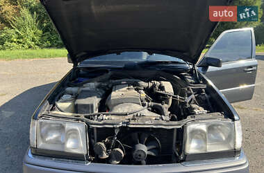 Седан Mercedes-Benz E-Class 1995 в 