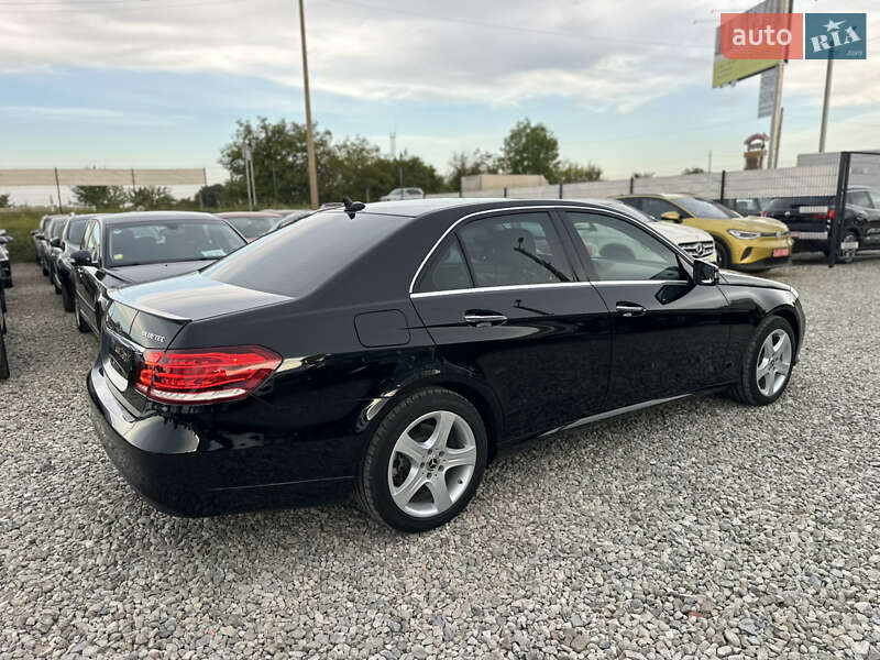 Седан Mercedes-Benz E-Class 2013 в Ивано-Франковске