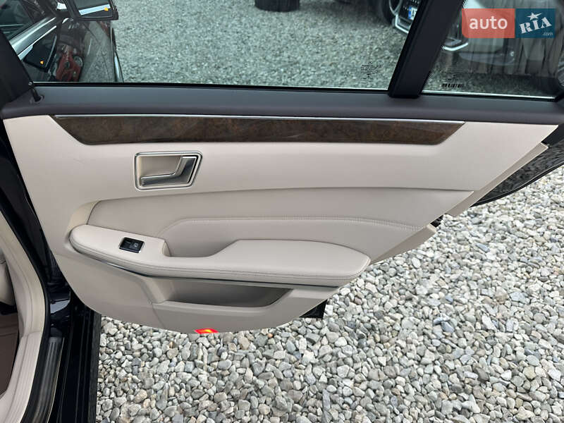 Седан Mercedes-Benz E-Class 2013 в Ивано-Франковске