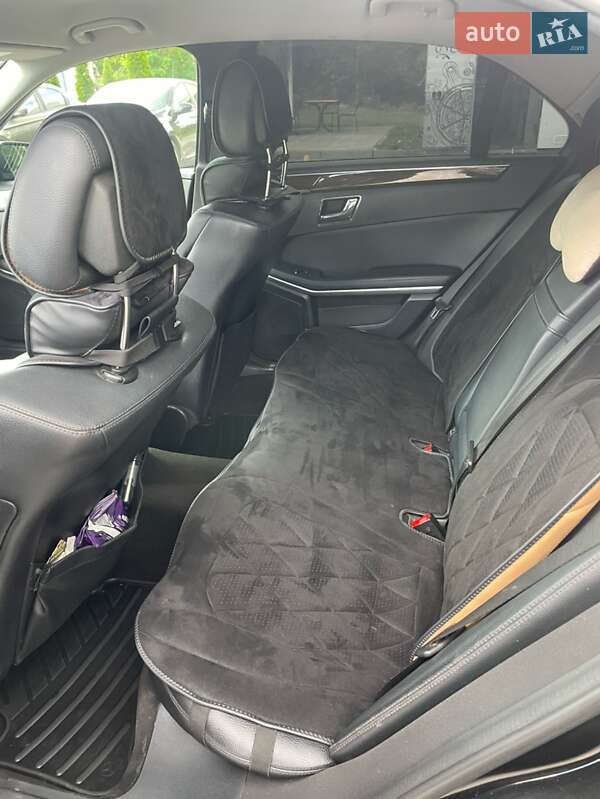 Седан Mercedes-Benz E-Class 2009 в Хмельницком