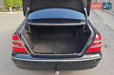Седан Mercedes-Benz E-Class 2005 в 