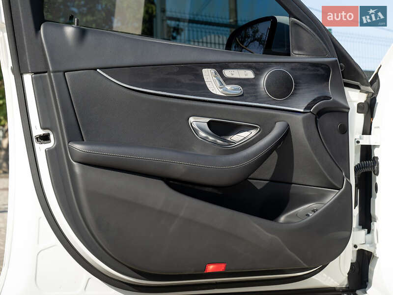 Седан Mercedes-Benz E-Class 2017 в Одесі