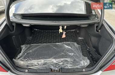 Седан Mercedes-Benz E-Class 2008 в 