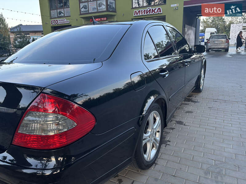 Седан Mercedes-Benz E-Class 2008 в Ивано-Франковске