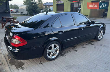 Седан Mercedes-Benz E-Class 2008 в 