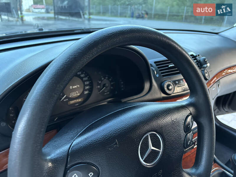 Седан Mercedes-Benz E-Class 2008 в Ивано-Франковске