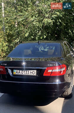 Седан Mercedes-Benz E-Class 2010 в 