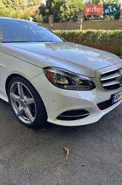 Седан Mercedes-Benz E-Class 2015 в 