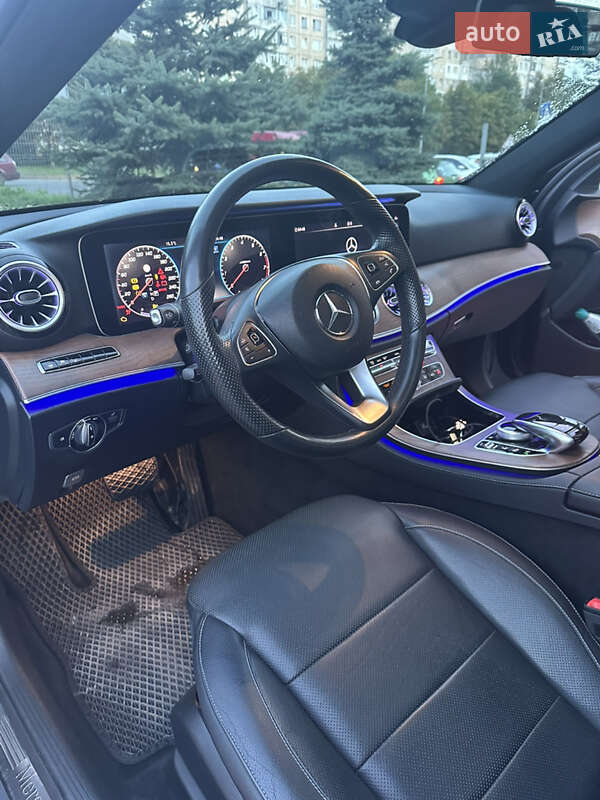 Універсал Mercedes-Benz E-Class 2017 в Львові