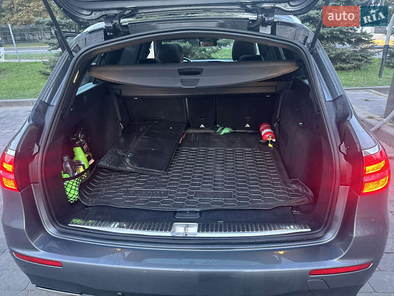 Універсал Mercedes-Benz E-Class 2017 в Львові