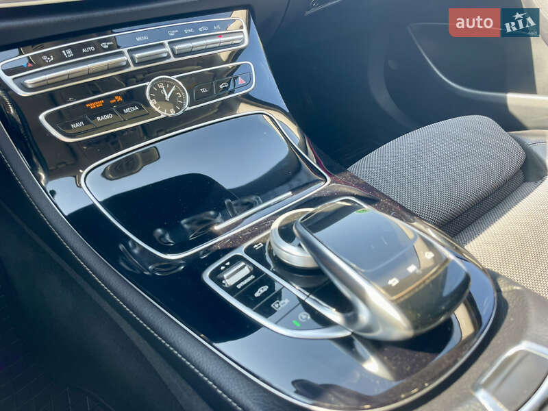 Універсал Mercedes-Benz E-Class 2017 в Луцьку
