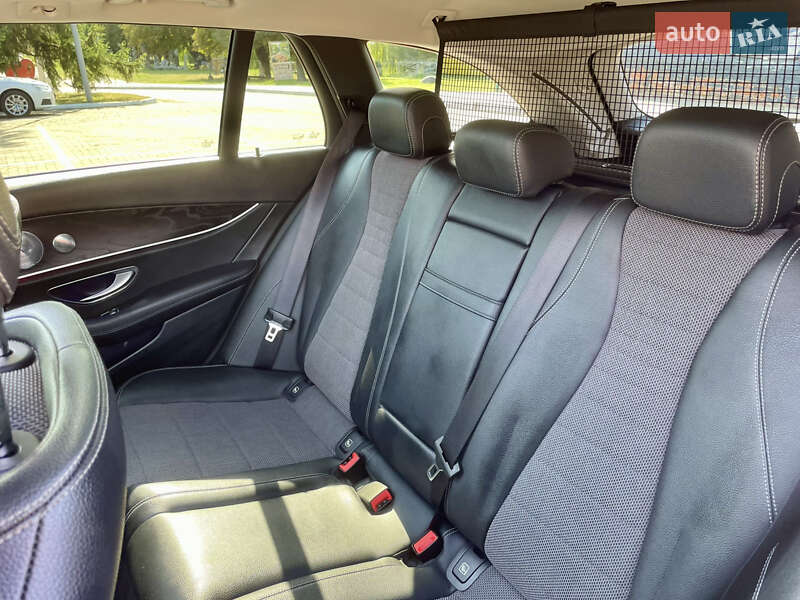 Універсал Mercedes-Benz E-Class 2017 в Луцьку