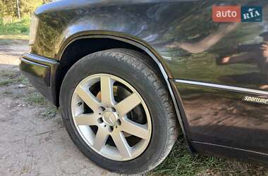 Седан Mercedes-Benz E-Class 1993 в 
