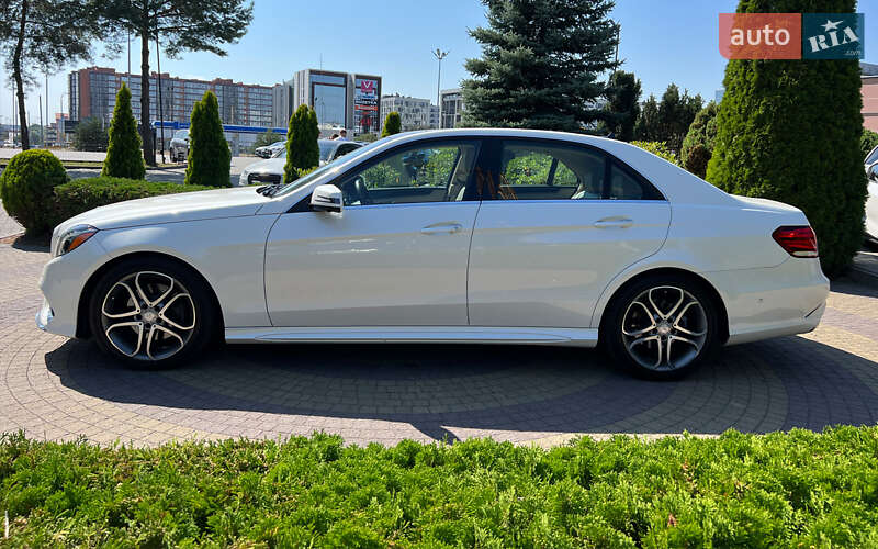 Седан Mercedes-Benz E-Class 2014 в Львове