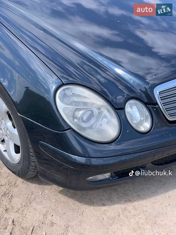 Mercedes-Benz E-Class 2002