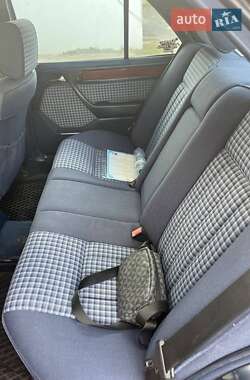Седан Mercedes-Benz E-Class 1995 в 
