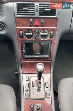 Седан Mercedes-Benz E-Class 2000 в 