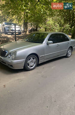 Седан Mercedes-Benz E-Class 1999 в 