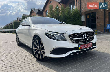 Седан Mercedes-Benz E-Class 2018 в 
