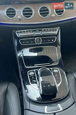 Седан Mercedes-Benz E-Class 2018 в 