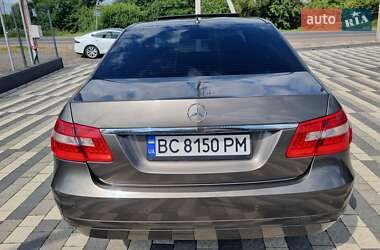 Седан Mercedes-Benz E-Class 2010 в 