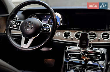 Седан Mercedes-Benz E-Class 2018 в 