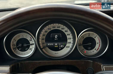 Седан Mercedes-Benz E-Class 2013 в 