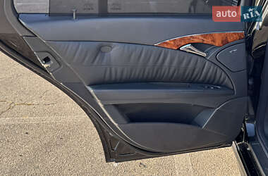 Седан Mercedes-Benz E-Class 2004 в 
