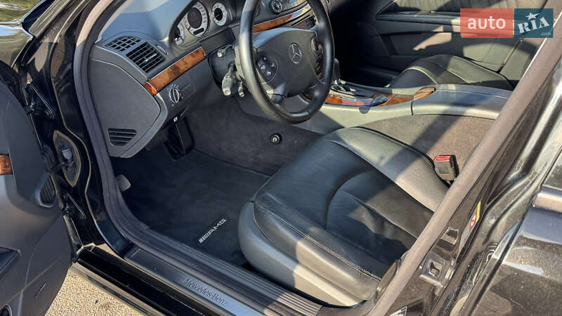 Седан Mercedes-Benz E-Class 2004 в Киеве