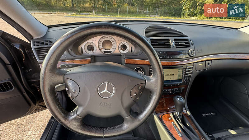 Седан Mercedes-Benz E-Class 2004 в Киеве