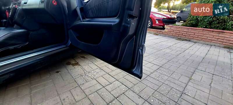 Седан Mercedes-Benz E-Class 1999 в Запорожье
