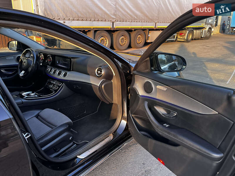Седан Mercedes-Benz E-Class 2016 в Луцьку