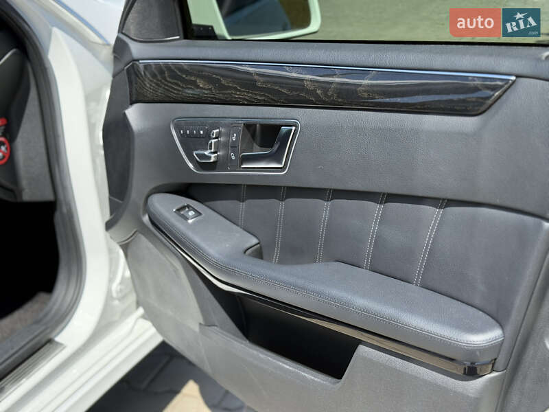 Седан Mercedes-Benz E-Class 2014 в Одессе