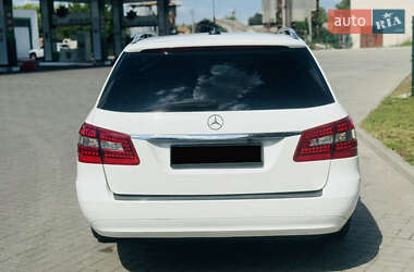 Универсал Mercedes-Benz E-Class 2012 в 