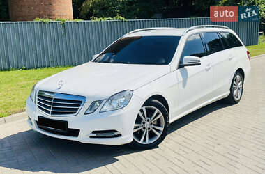 Универсал Mercedes-Benz E-Class 2012 в 