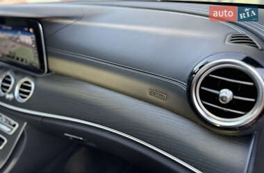 Седан Mercedes-Benz E-Class 2023 в 