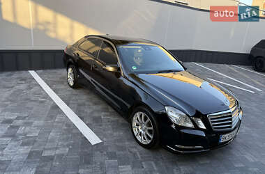 Седан Mercedes-Benz E-Class 2012 в 