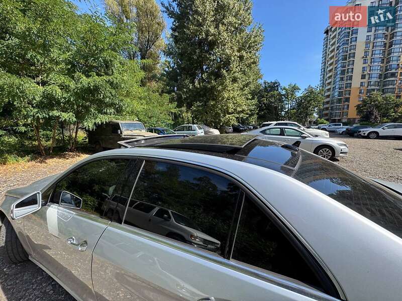 Седан Mercedes-Benz E-Class 2014 в Киеве