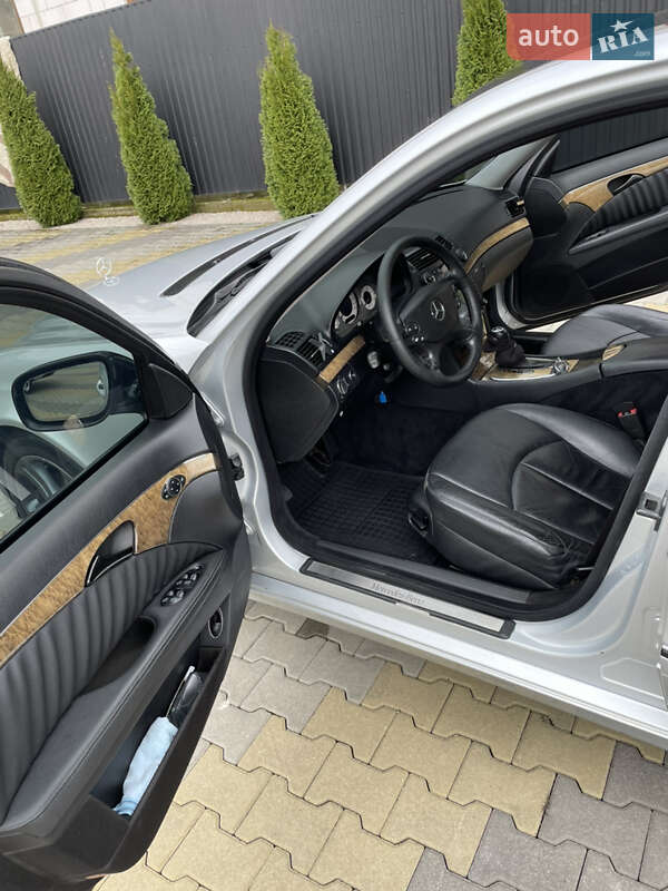 Седан Mercedes-Benz E-Class 2006 в Виноградове