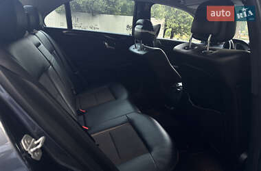 Седан Mercedes-Benz E-Class 2011 в 