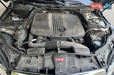 Седан Mercedes-Benz E-Class 2011 в 
