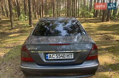 Седан Mercedes-Benz E-Class 2007 в 