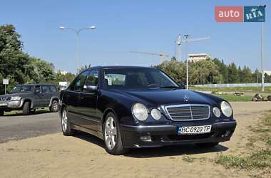 Седан Mercedes-Benz E-Class 2001 в 