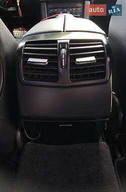 Седан Mercedes-Benz E-Class 2012 в 