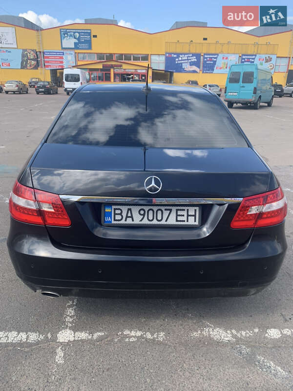 Седан Mercedes-Benz E-Class 2011 в Житомире фото 3 Седан Mercedes-Benz E-Class 2011 в Житомире