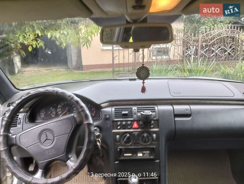 Універсал Mercedes-Benz E-Class 1997 в Старій Вижівці