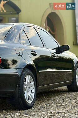 Седан Mercedes-Benz E-Class 2003 в 